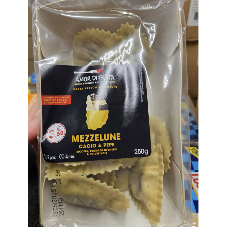 MEZZELUNE FROMAGE POIVRE 250G